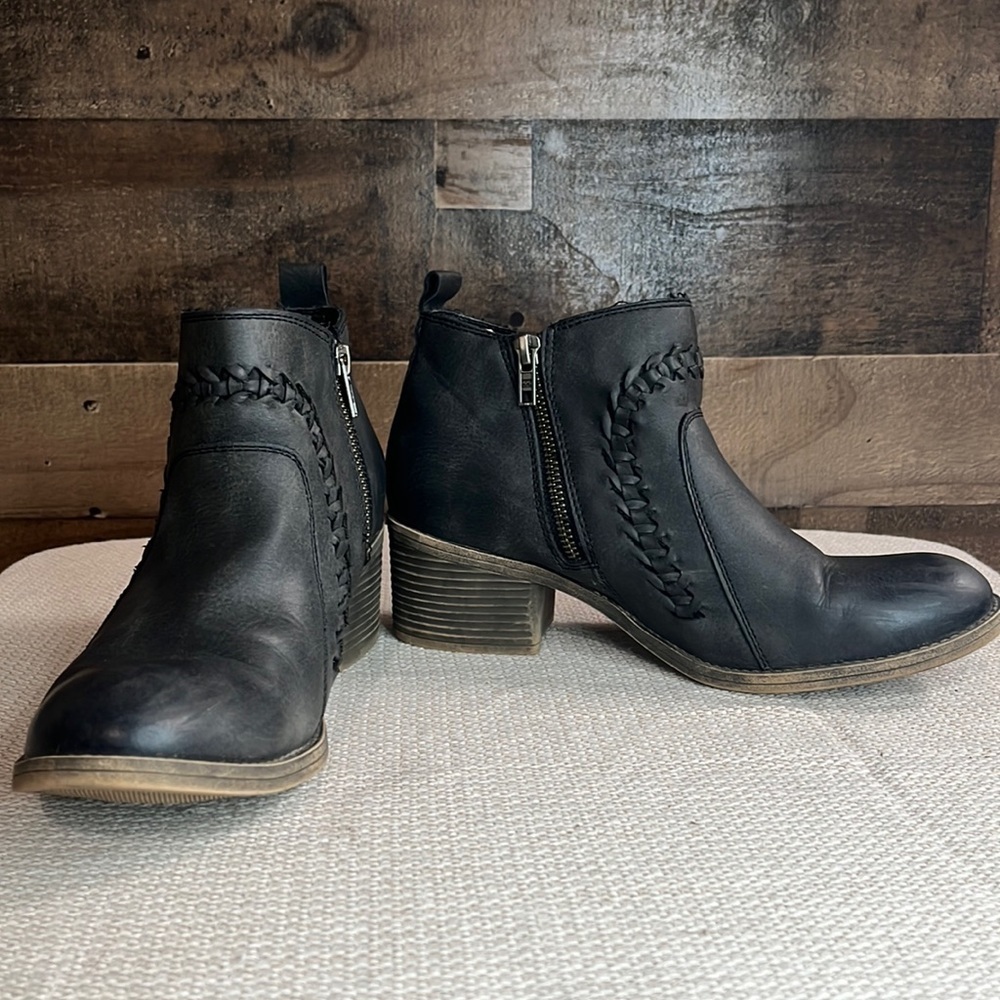 Billabong Gray Ankle Booties Size 8